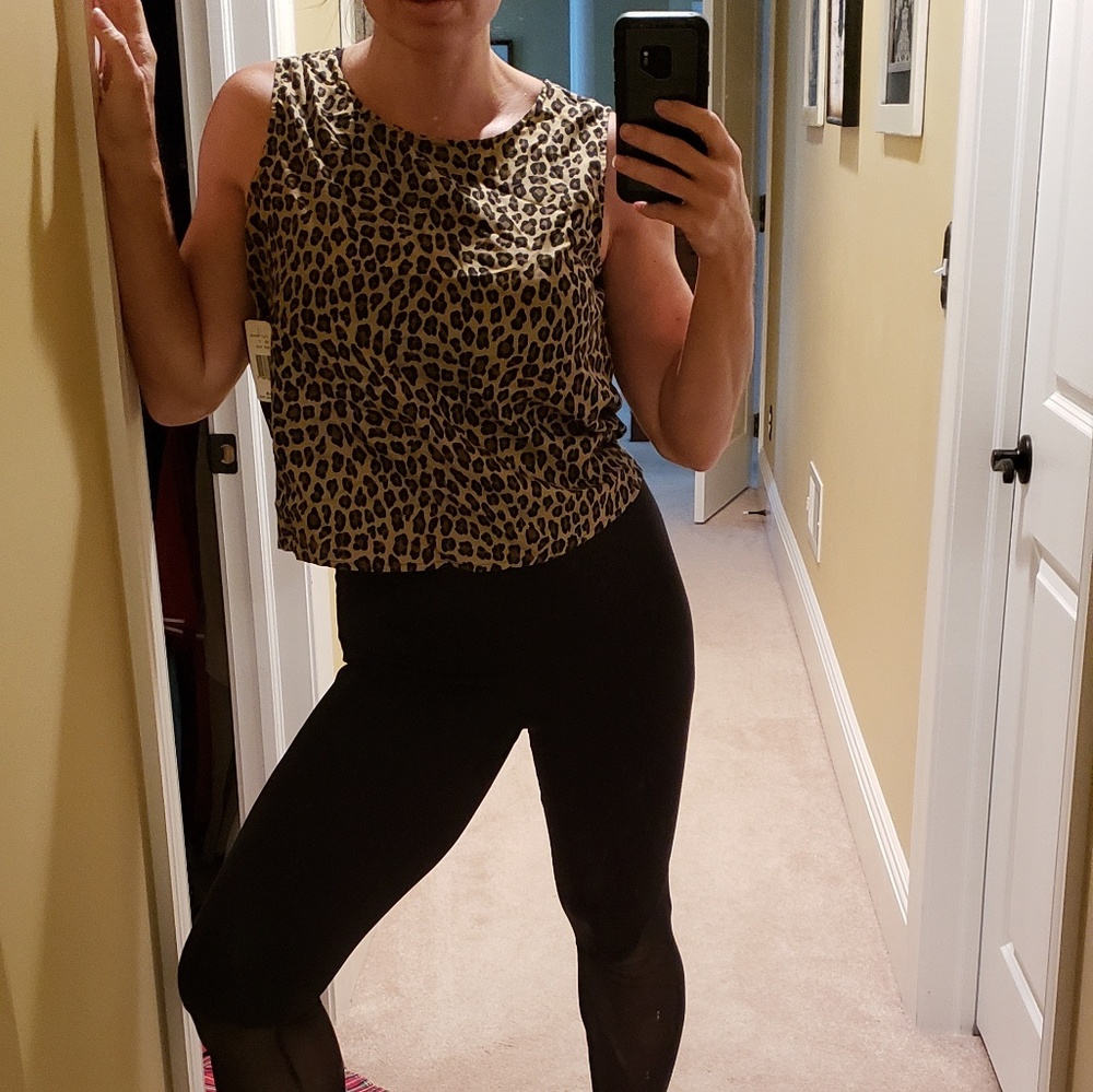 Silk leopard crop 12 Gloria Vanderbilt